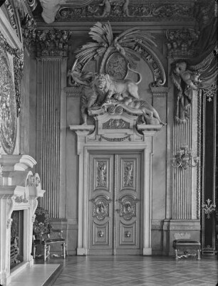 Innendekoration des Rittersaals, Raum 792 — Wanddekoration des Rittersaals, Raum 792 —