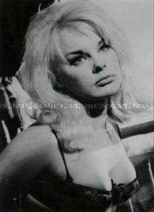 Elke Sommer