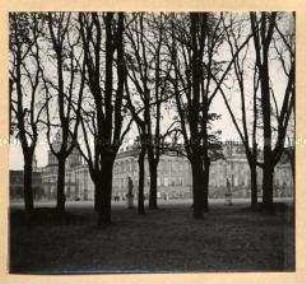 Potsdam, Stadtschloss vom Lustgarten aus