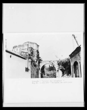 Alhambra — Festungsanlage — Torre del Agua
