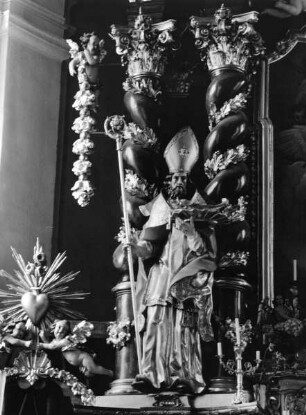Hochaltar, linke Seite: Bischof Benno von Meißen