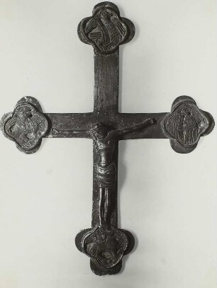Zabeltitz-Strauch, Kruzifix (wohl ehem. Vortragekreuz)