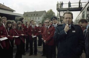 Wyhlen: Präsident Bubel; Kapelle im roten Dress