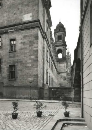 Dresden-Altstadt. Ständehaus (1901/1907; P. Wallot). Teilansicht mit Turm von Osten (von der Brühlschen Terrasse)