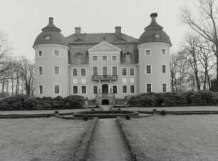 Schloss in Milkel : Milkel (Kreis Bautzen), Schloss (16. Jahrhundert, um 1720), Schaufront (Nordwestseite)