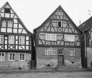 Mischbau; Büdingen, Schloßplatz 5