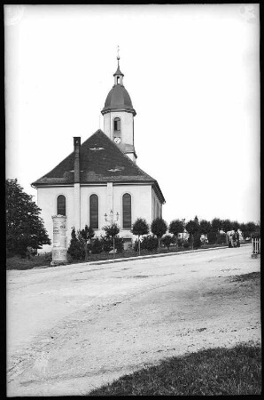 Seifhennersdorf. Kirche