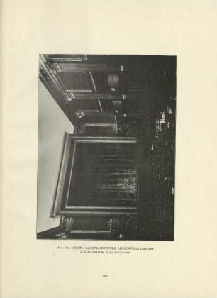 Abb. 108. Union-Palast-Lichtspiele am Kurfürstendamm. Zuschauerraum. Blick nach vorn