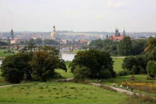 Dresden-Radeberger Vorstadt. Blick vom Waldschlößchen zur Altstadt
