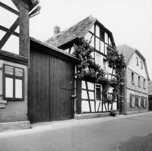 Fachwerkwohnhaus; Babenhausen, Schulstraße 7