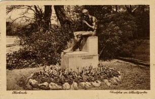 Postkartenalbum mit Motiven von Karlsruhe. "Karlsruhe. Audifax im Stadtgarten". Skulptur im Stadtgarten