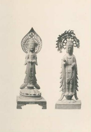 [Pl. III. Kwanzéon (Avalokitésvara, sanscrit) ...]