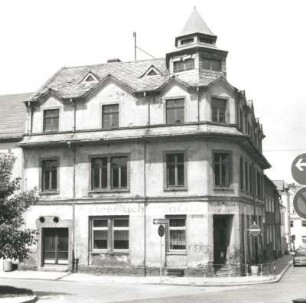 Colditz, Sophienstraße 10/Ecke Sophienplatz. Ehemaliges Gasthaus (Wohnhaus; 1877/1878, A. 20. Jh.). Straßenansicht (Sophienplatz)