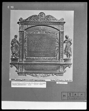 Epitaph Caspar Lindemann (gest. 1536), links Äskulap, rechts Apollo als Götterarzt