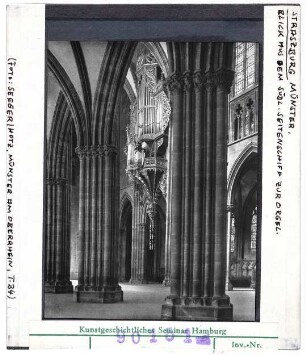 Straßburg: Münster, Blick aus dem südlichen Seitenschiff auf die Orgel