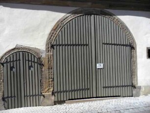 Stadtansicht - Wimpelinhof-Wirtschaftsgebäude-Giebelseite - Erdgeschoß mit Toreinfahrten in Übersicht