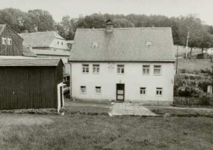 Hallbach, Dorfstraße 100. Wohnhaus