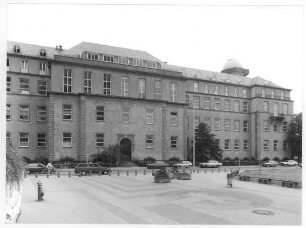 Physikalischer Verein; Frankfurt, Robert-Mayer-Straße 2, Robert-Mayer-Straße 4