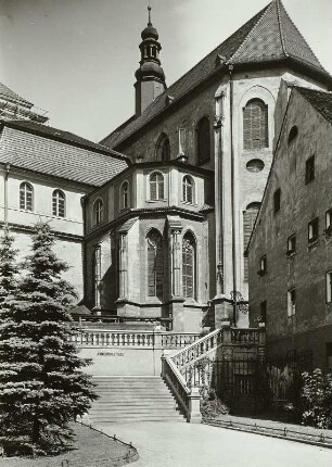 Ehemaliges Jesuitenkollegium, Dekanatskirche Sankt Mariä Himmelfahrt, Pfarrkirche Mariä Himmelfahrt