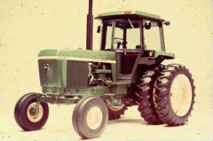 Fotografie: Standardtraktor, Zwillingsreifen