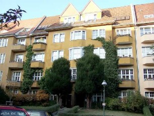 Charlottenburg-Wilmersdorf, Landauer Straße 6