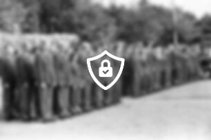 Exer: landesweite Vereidigung von Polizeianwärtern für Schleswig-Holstein: angetretene junge Polizisten: hinten Bäume: 15. September 1996