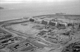 Welt: Lufbilder, Bauinsel [für das Eidersperrwerk]