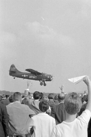 Großflugtag des Flugsportvereins Karlsruhe auf dem Flugplatz Forchheim.