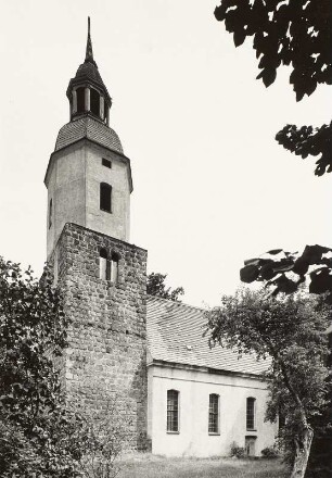 Evangelische Dorfkirche