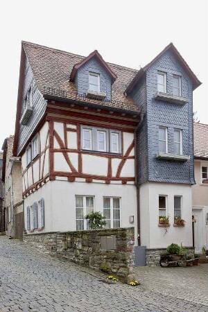 Wohnhaus; Kronberg, Steinstraße 21