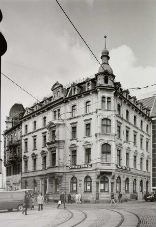 Bankgebäude