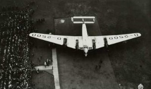 Viermotoriges Verkehrsflugzeug Junkers G38 auf dem Flugplatz Dresden-Heller
