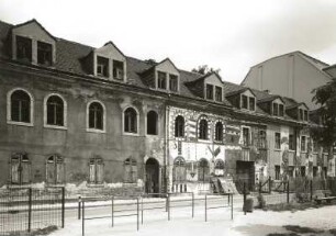 Dresden-Neustadt, Böhmische Straße 33/35. Wohnhäuser (1851/1900, ruinös). Straßenansicht