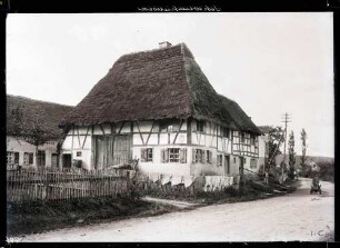 Fachwerkhaus mit Strohdach