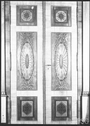 Potsdam, Stadtschloss, Paradekammern Friedrich Wilhelm III., Etrurisches Zimmer, R.: 16, Tür.