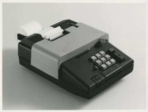 Olivetti Elektrische Additionsmaschine "MC 19" von Ettore Sottsass und Hans von Klier