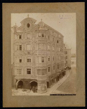 Helblinghaus, Innsbruck: Außenansicht