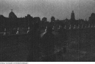 Dresden. "Flüchtlingselend". Umsiedler am Terrassenufer, auf Schlossplatz und Georgij-Dimitroff-Brücke (Augustusbrücke), 1945