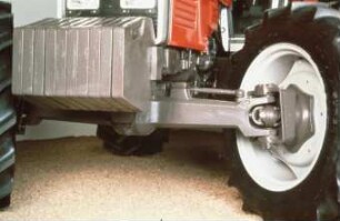 Fotografie: Traktor, Maschinenelement, Hydraulik, Lenkung, Ballastierung