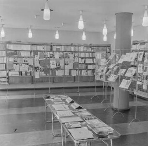 Ausstellung Haus des Buches : Bautzen. Haus des Buches, Karl-Marx-Straße. Ausstellung sorbischer Literatur
