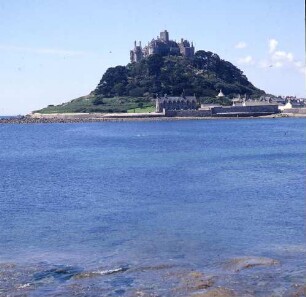 Großbritannien. Cornwall. Blick auf den St. Michael's Mount mit der Benediktinerabtei (15. Jahrhundert)
