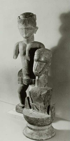 Zwei Ahnenfiguren