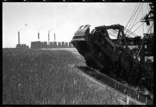 Eimerkettenbagger und Kraftwerk Boxberg