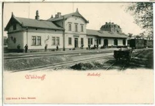 Wilsdruff. Bahnhof mit Eisenbahnwagen