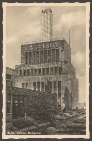 Ansichtskarte Grünflächen und Turm im Karstadt-Dachgarten