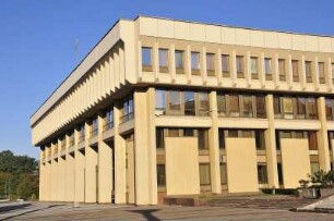Vilnius - Parlament : Das litauische Parlamentsgebäude in Vilnius, aufgenommen am 9. Oktober 2010