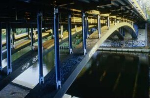 Überführung Alarichstr. büer Teltowkanal in Berlin - Germelmannsbrücke -