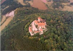 Wachsenburggemeinde-Holzhausen. Wachsenburg (um 930 gegründet). Luftbild-Schrägaufnahme von Südost