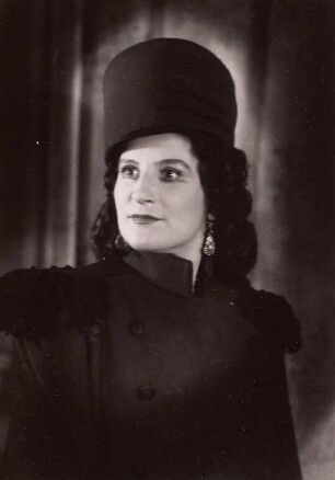 Christel Goltz als Lisa in "Pique Dame" von Peter Tschaikowski. Staatsoper Dresden, Neueinstudierung 22.06.1947