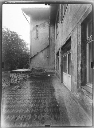 Görlitz-Biesnitz, Kastanienallee 23. Loensches Gut. Herrenhaus (Bezeichnung 1861).Terrasse (Südostseite)